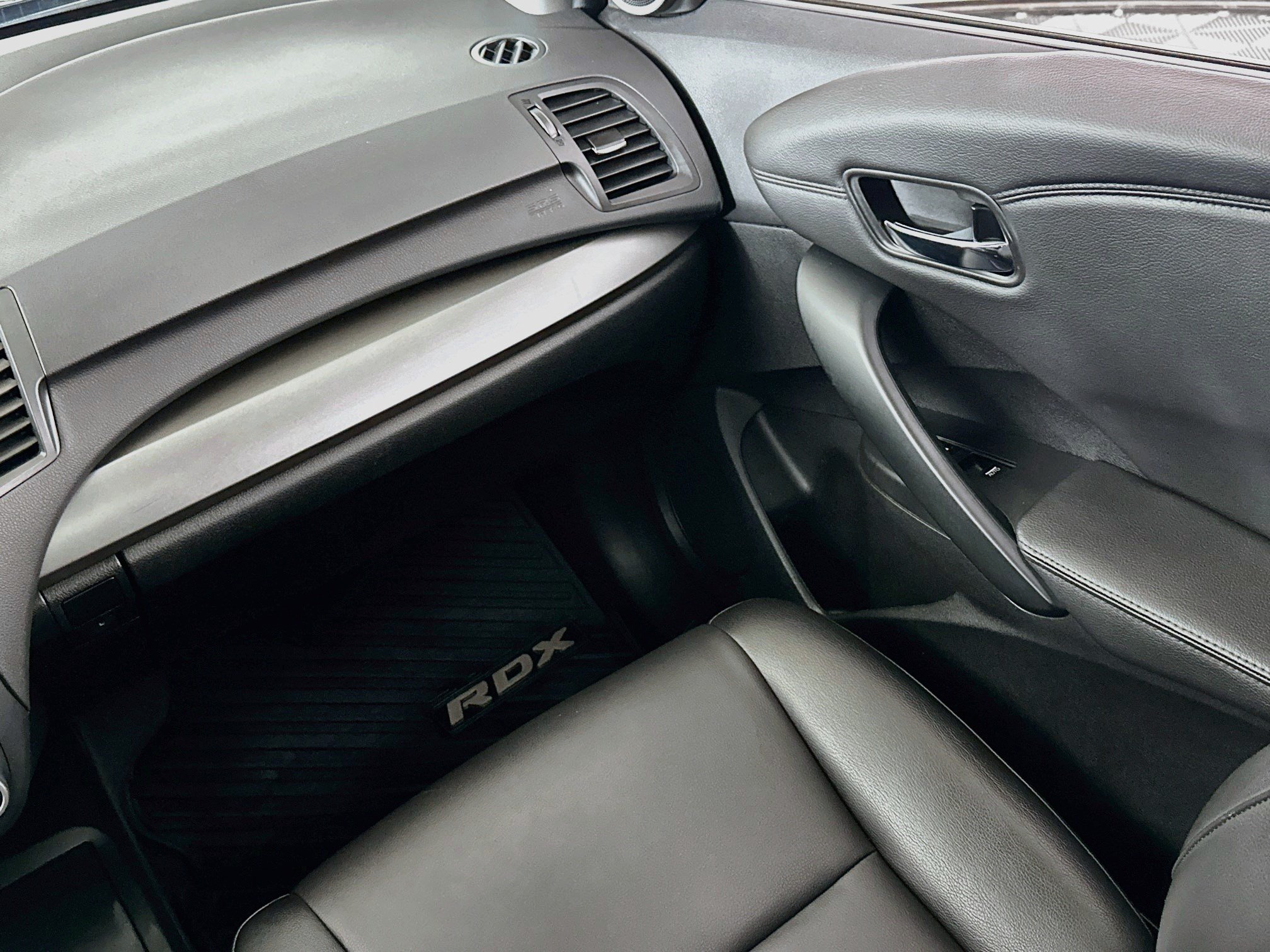 Used 2018 Acura RDX AWD image 22