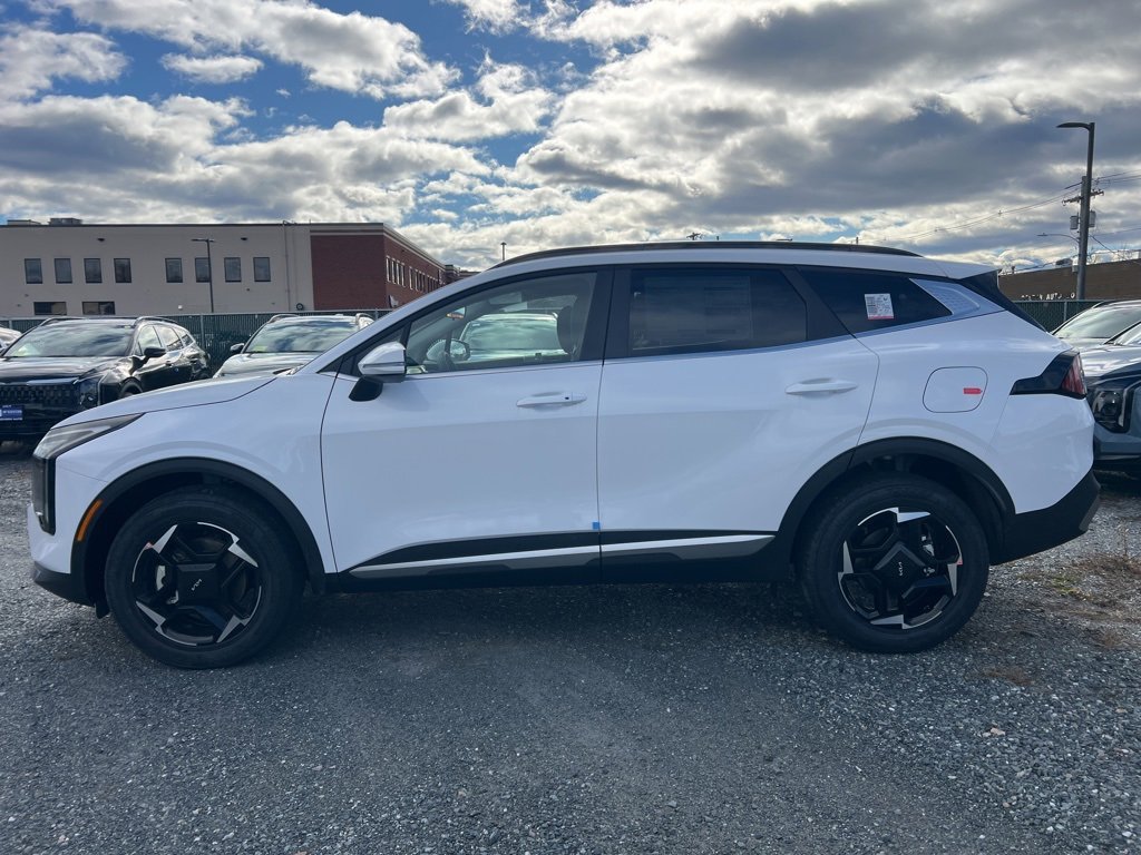 New 2026 Kia Sportage EX w/ EX Panorama Roof Package image 2