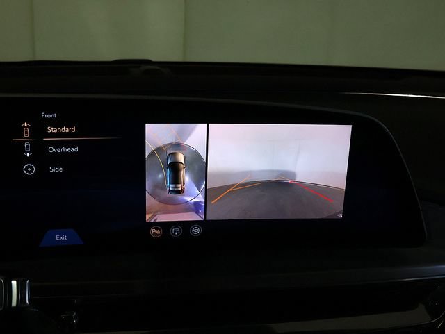 Used 2024 Cadillac Lyriq Luxury AWD/4WD image 21