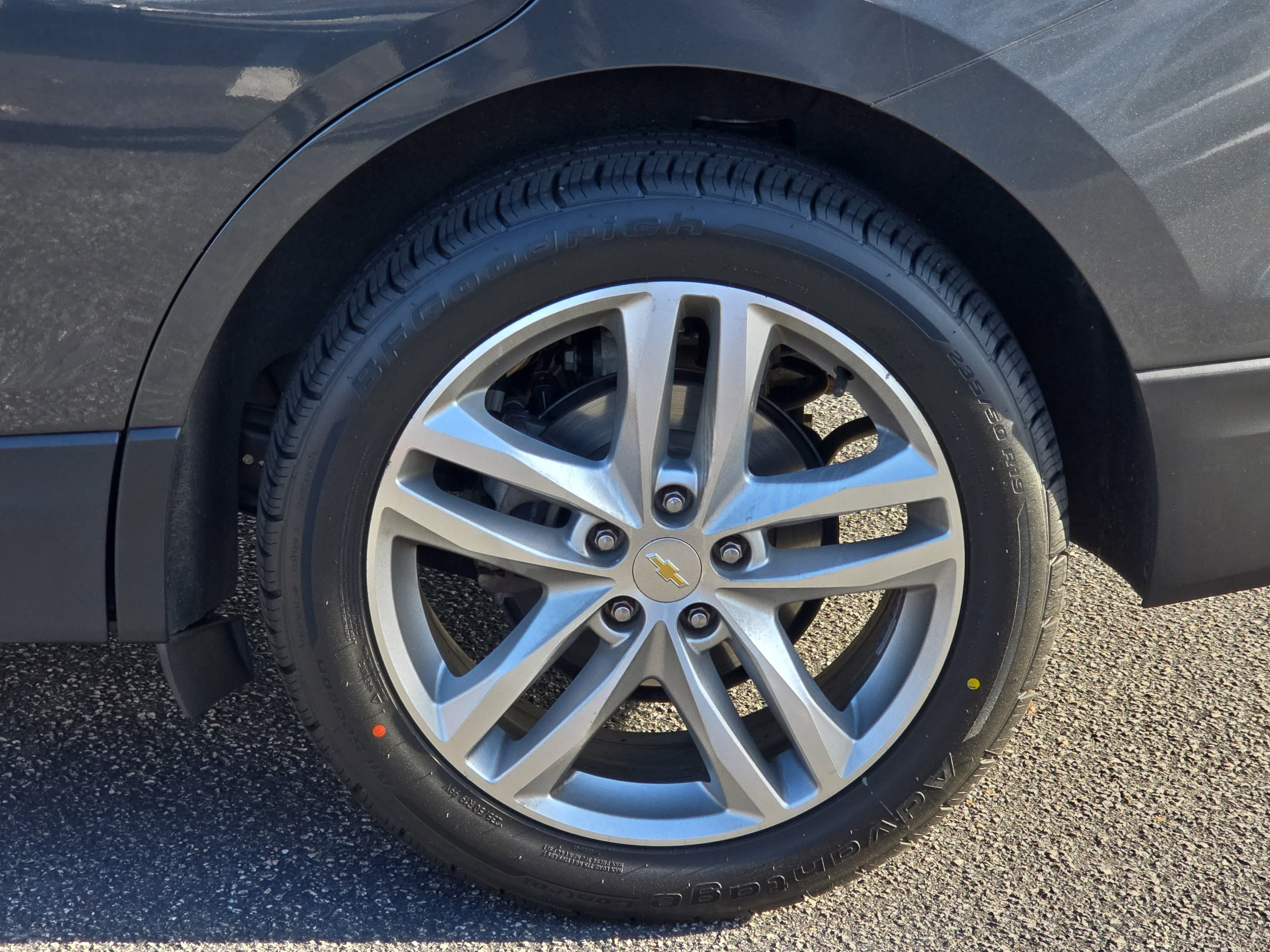 Used 2020 Chevrolet Equinox Premier image 31