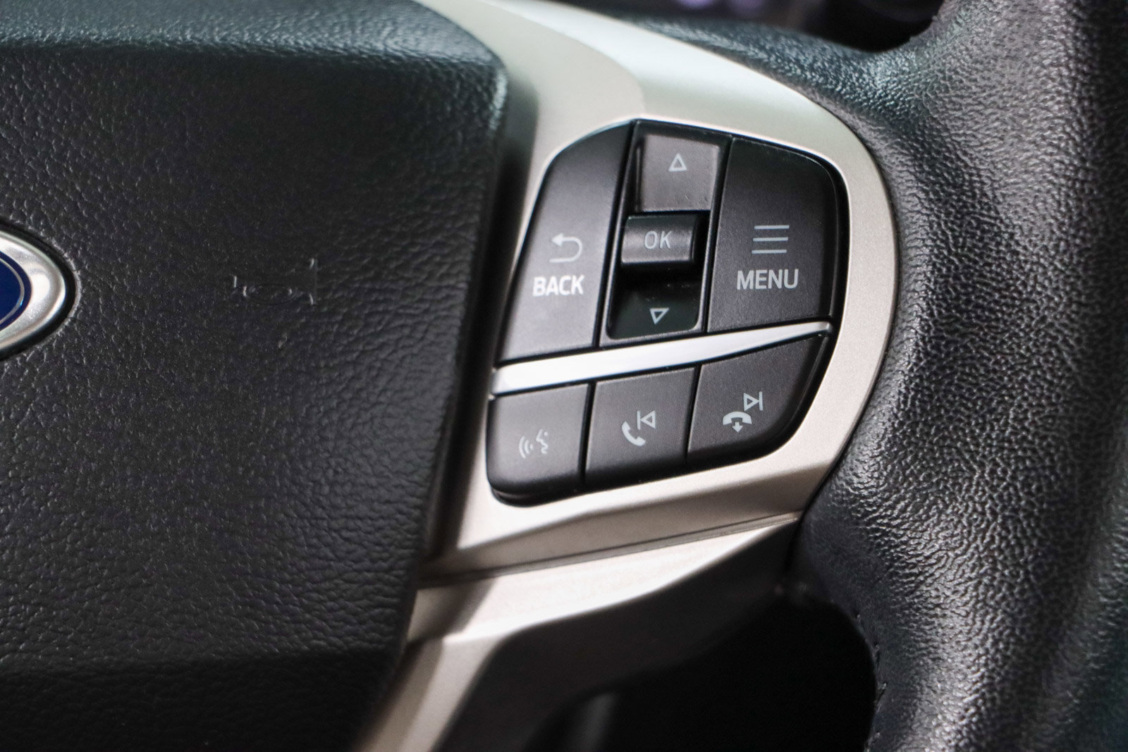 Used 2022 Ford Explorer Limited AWD/4WD image 14