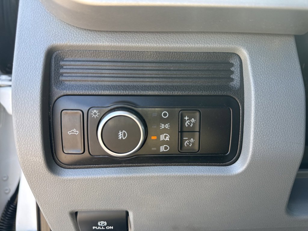 Used 2023 Ford F250 XL w/ XL Chrome Package image 46