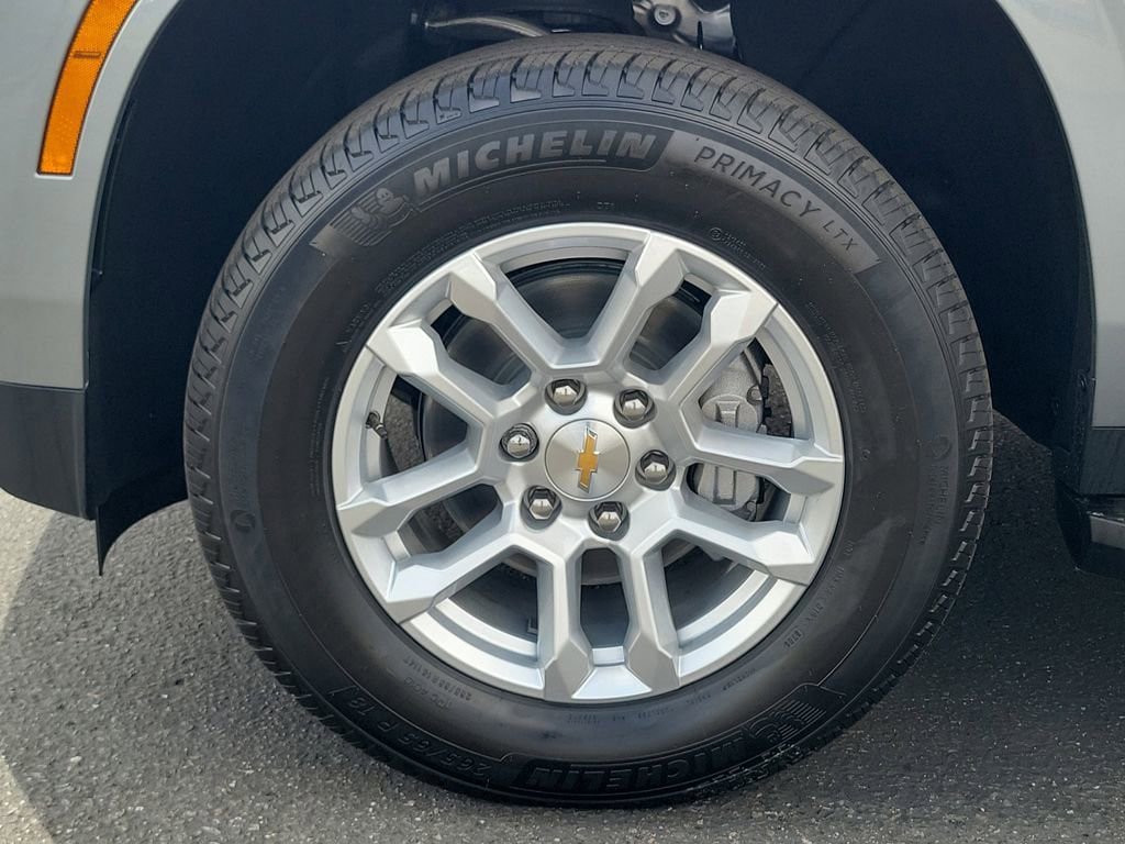 New 2026 Chevrolet Tahoe LS RWD image 24