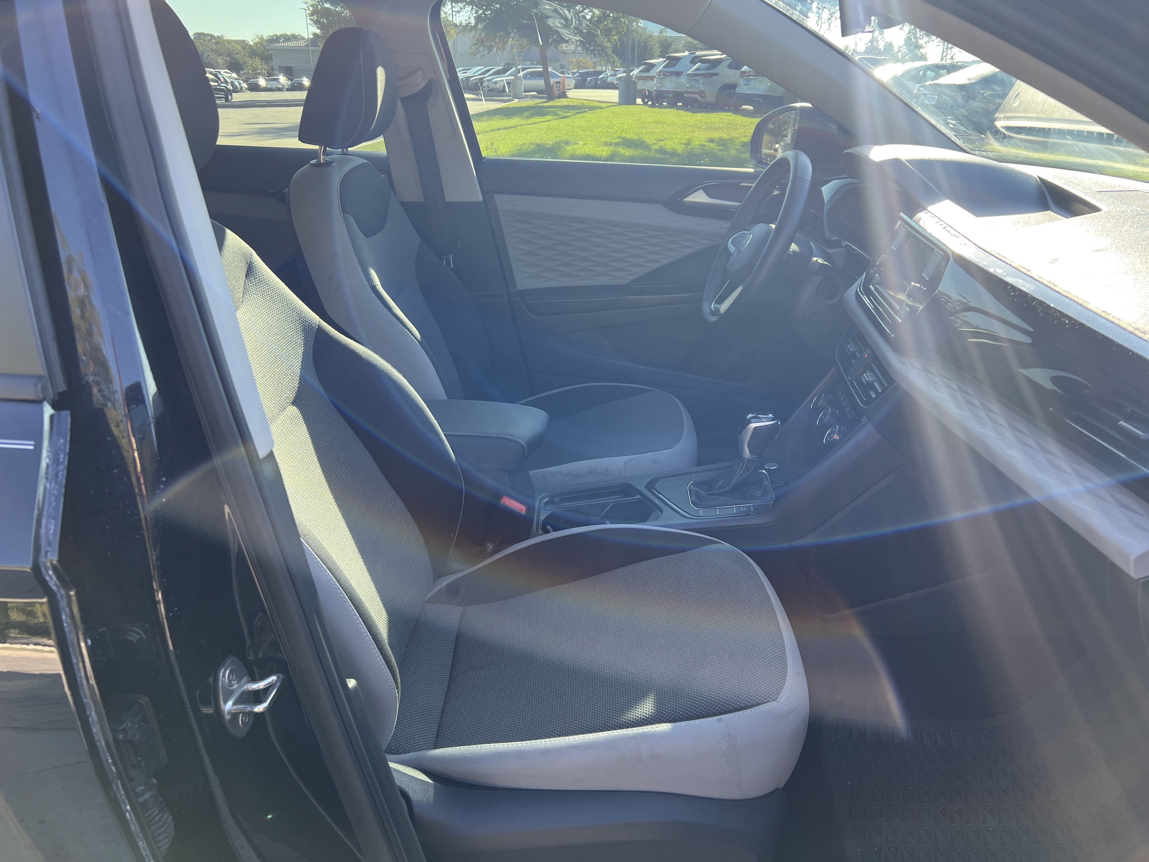 Certified 2024 Volkswagen Taos S FWD image 26