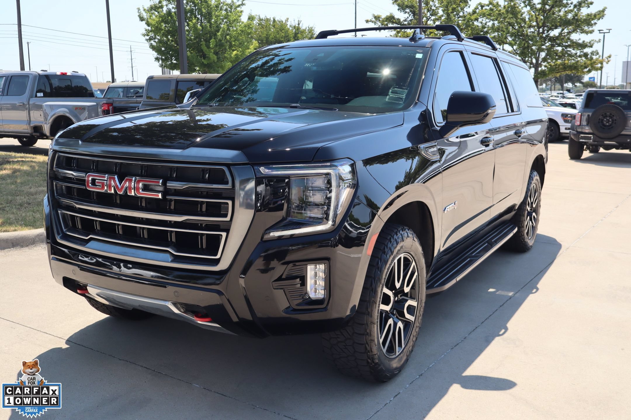 Used 2023 GMC Yukon XL AT4 AWD/4WD image 8