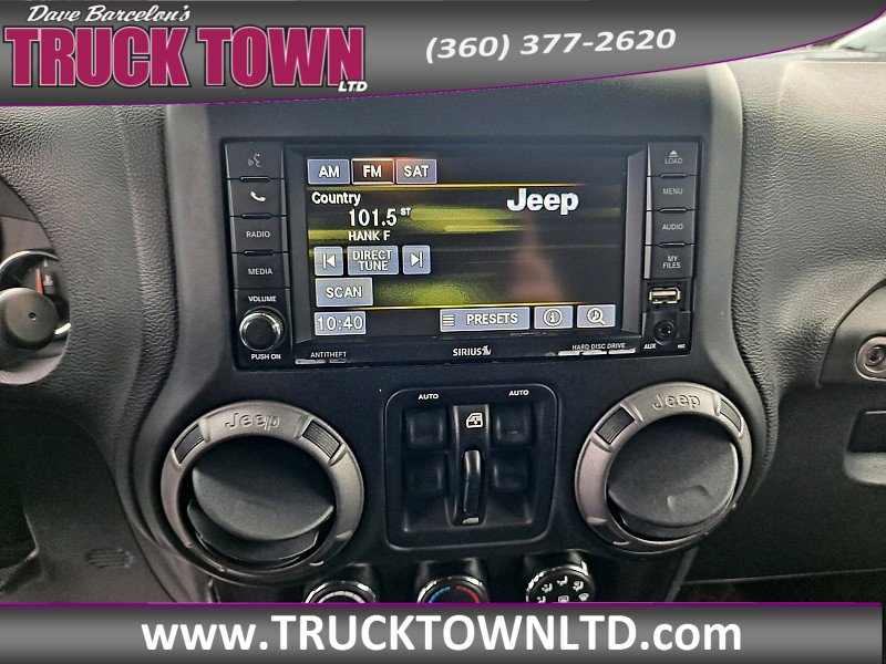 Used 2015 Jeep Wrangler Unlimited Sport w/ Quick Order Package 24S AWD/4WD image 19