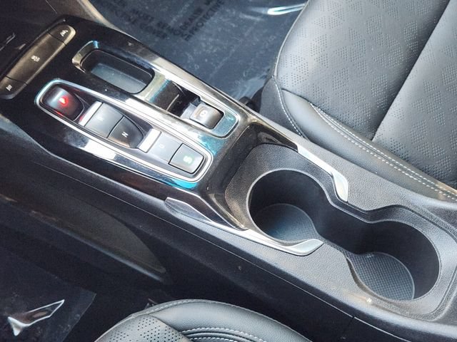 Used 2023 Chevrolet Bolt LT w/ Infotainment Package FWD image 24