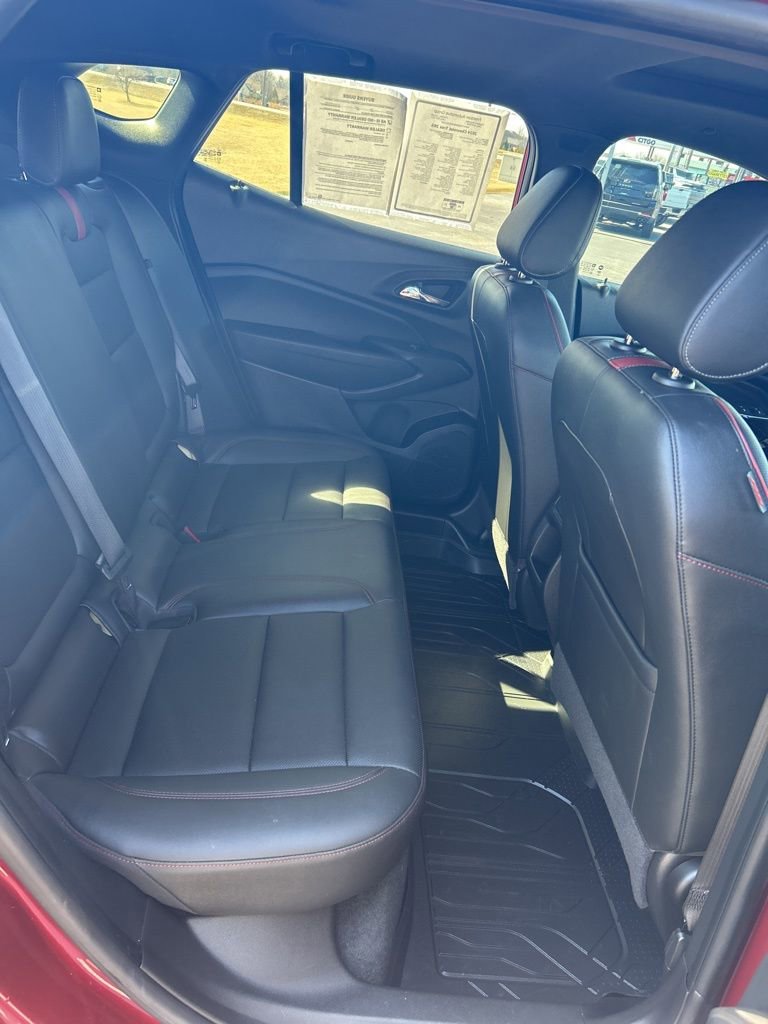 Used 2024 Chevrolet Trax RS w/ Sunroof Package image 39
