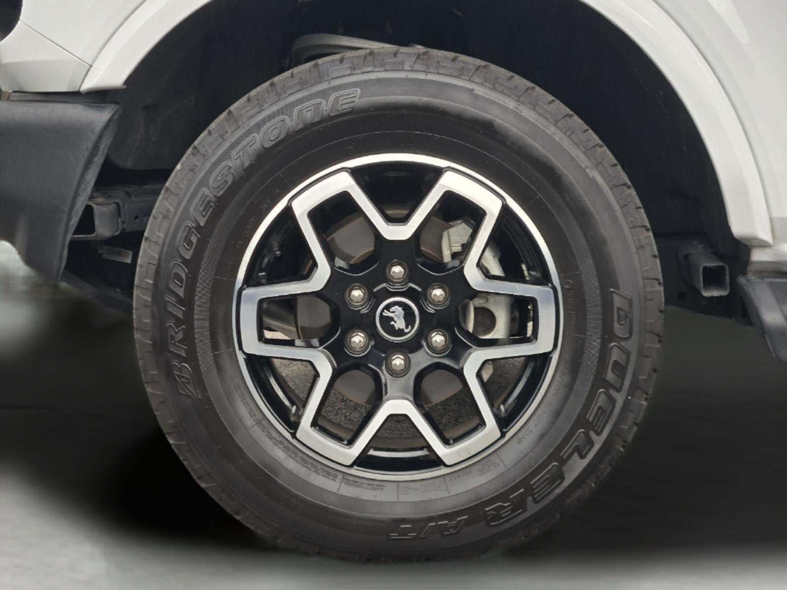 Certified 2025 Ford Bronco Outer Banks AWD/4WD image 11