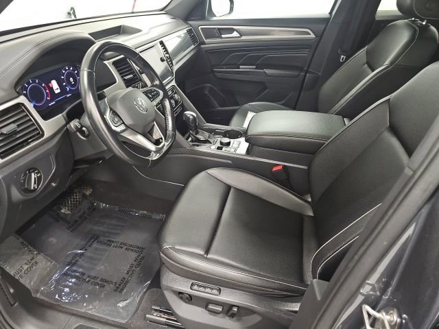 Used 2020 Volkswagen Atlas Cross Sport SEL AWD/4WD image 14