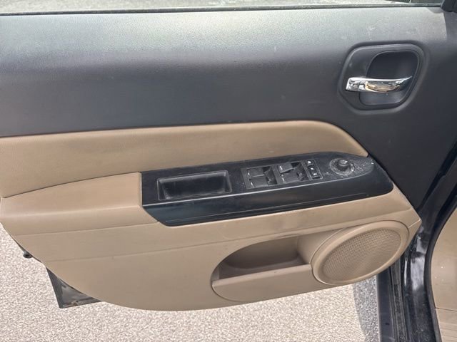 Used 2015 Jeep Patriot High Altitude AWD/4WD image 15