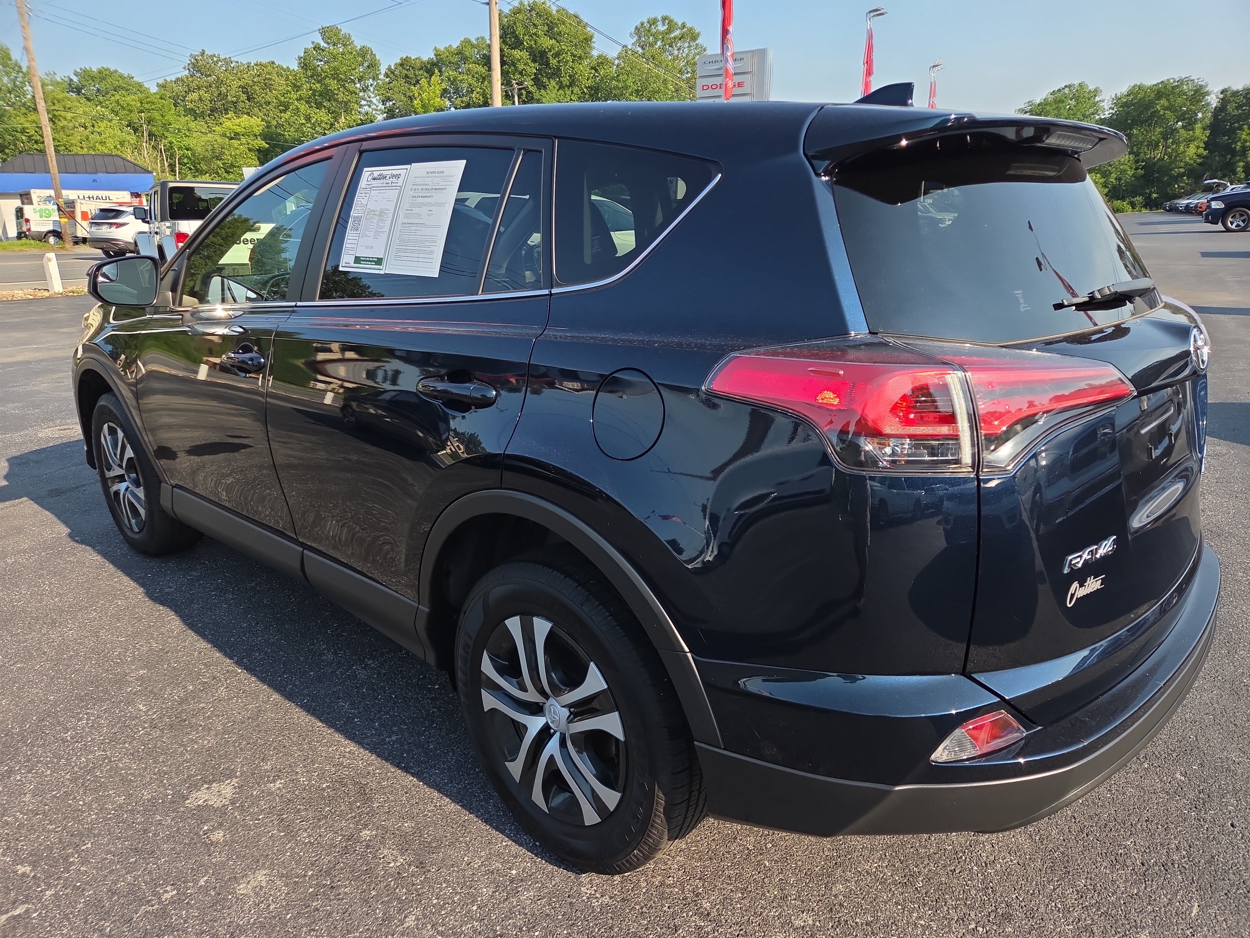 Used 2018 Toyota RAV4 LE w/ All Weather Liner Package AWD/4WD image 6
