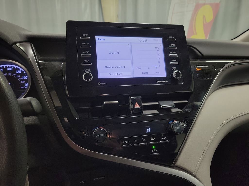 Used 2023 Toyota Camry LE image 14
