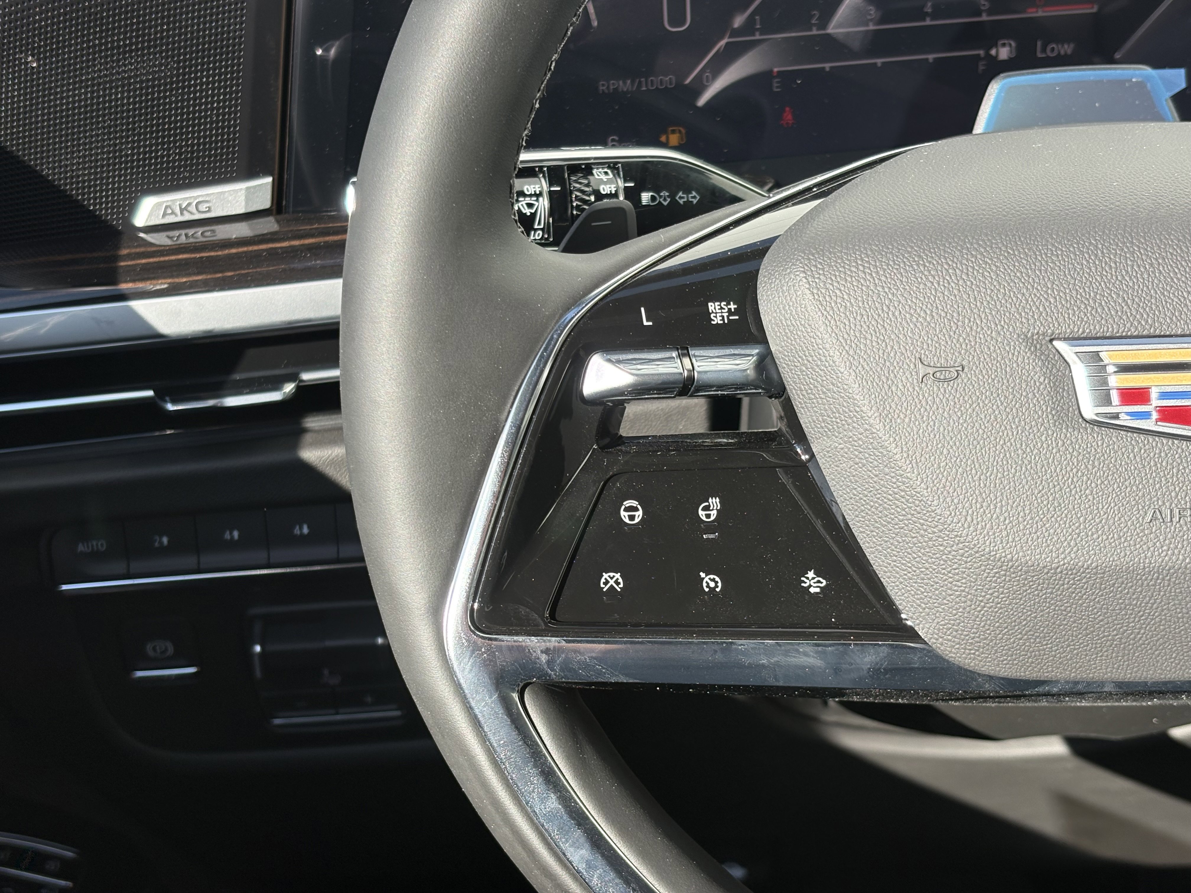 New 2026 Cadillac Escalade Luxury image 20