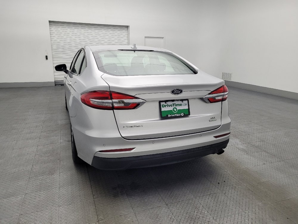 Used 2019 Ford Fusion SE FWD image 6