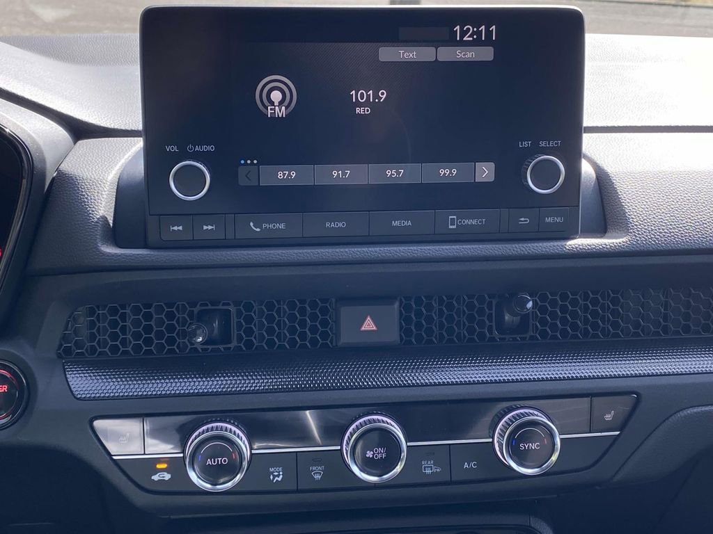 Used 2025 Honda CR-V Sport image 16