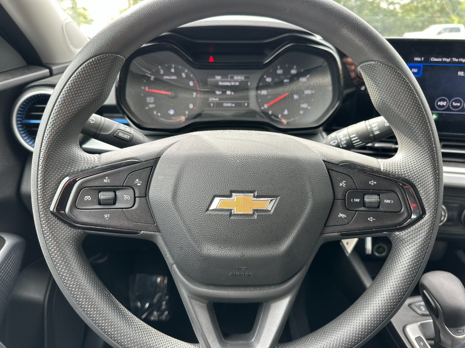 Used 2025 Chevrolet Trax LS FWD image 22