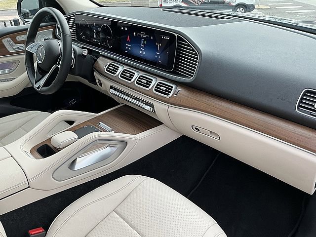 Used 2025 Mercedes-Benz GLE 350 4MATIC image 20