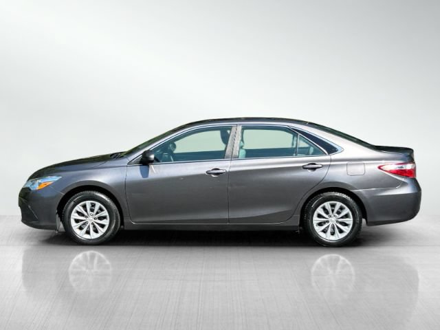 Used 2016 Toyota Camry LE FWD image 7