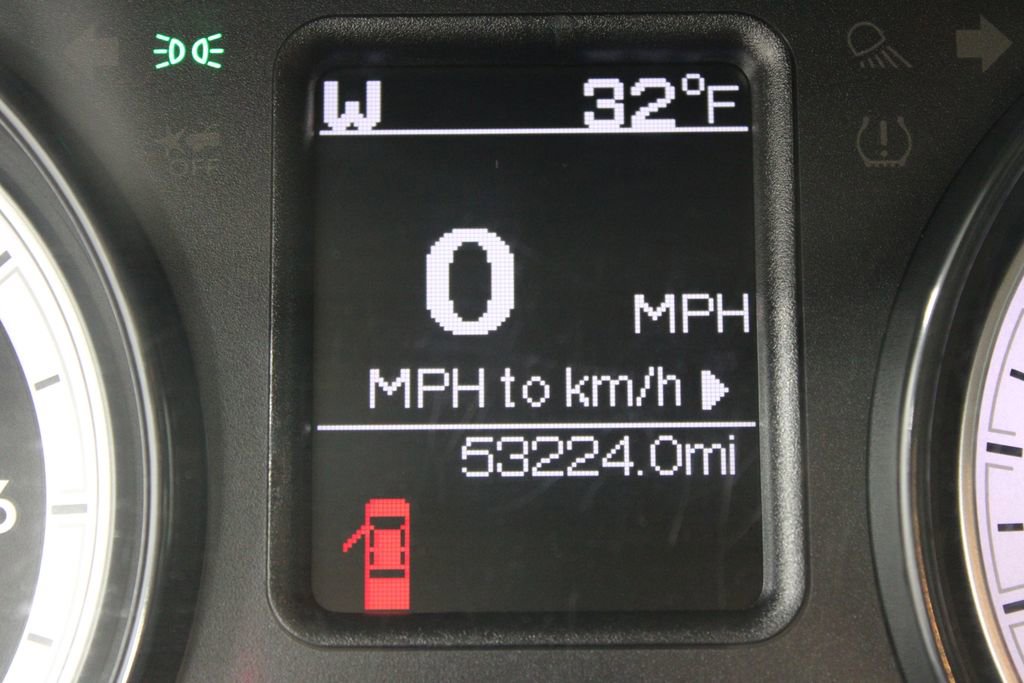 Used 2024 RAM 1500 Classic SLT image 38