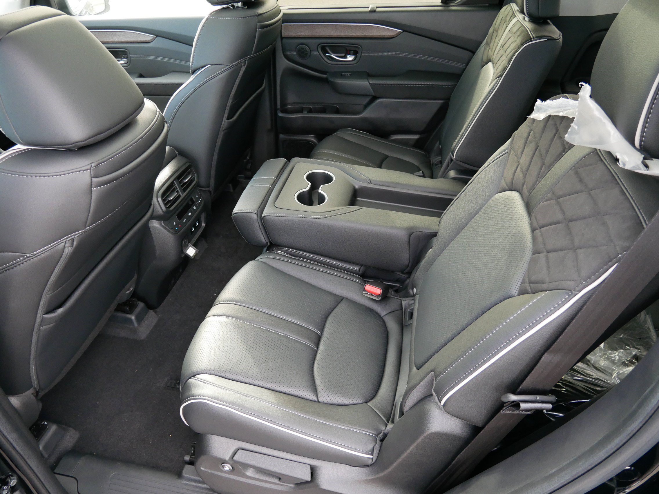 New 2026 Honda Pilot Elite image 8