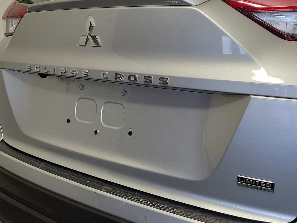 Used 2023 Mitsubishi Eclipse Cross LE image 7