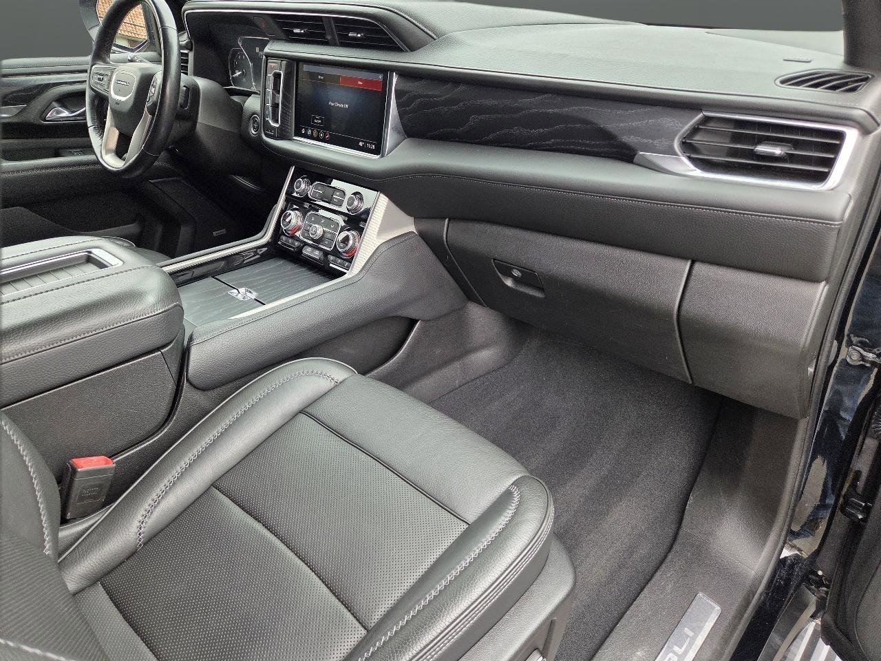 Used 2021 GMC Yukon Denali w/ Denali Ultimate Package image 24