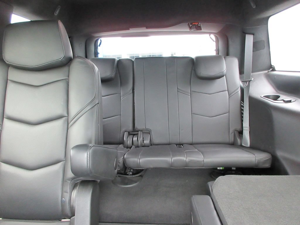 Certified 2018 Cadillac Escalade Platinum AWD/4WD image 22