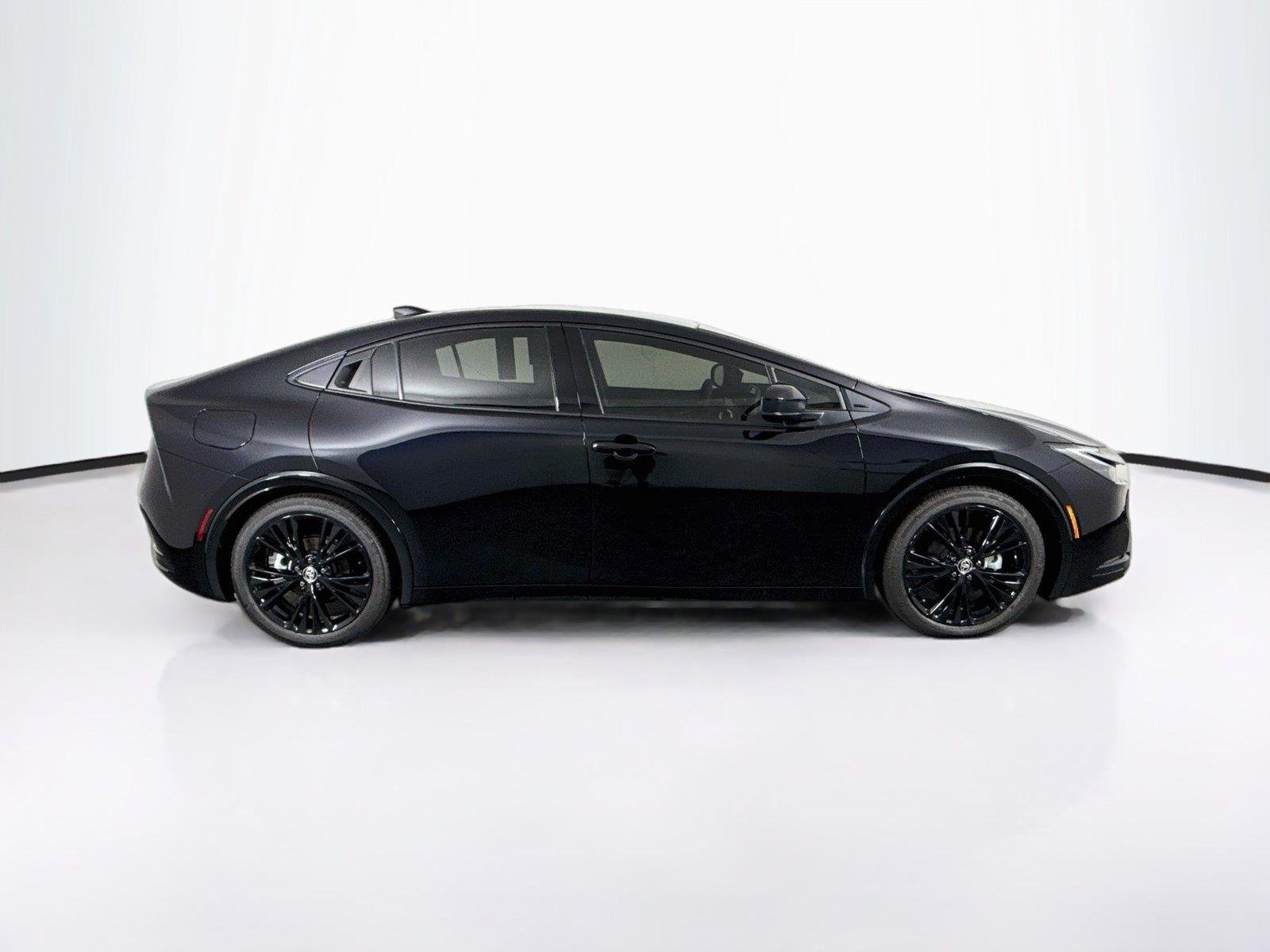 New 2026 Toyota Prius Plug-In Hybrid FWD image 11