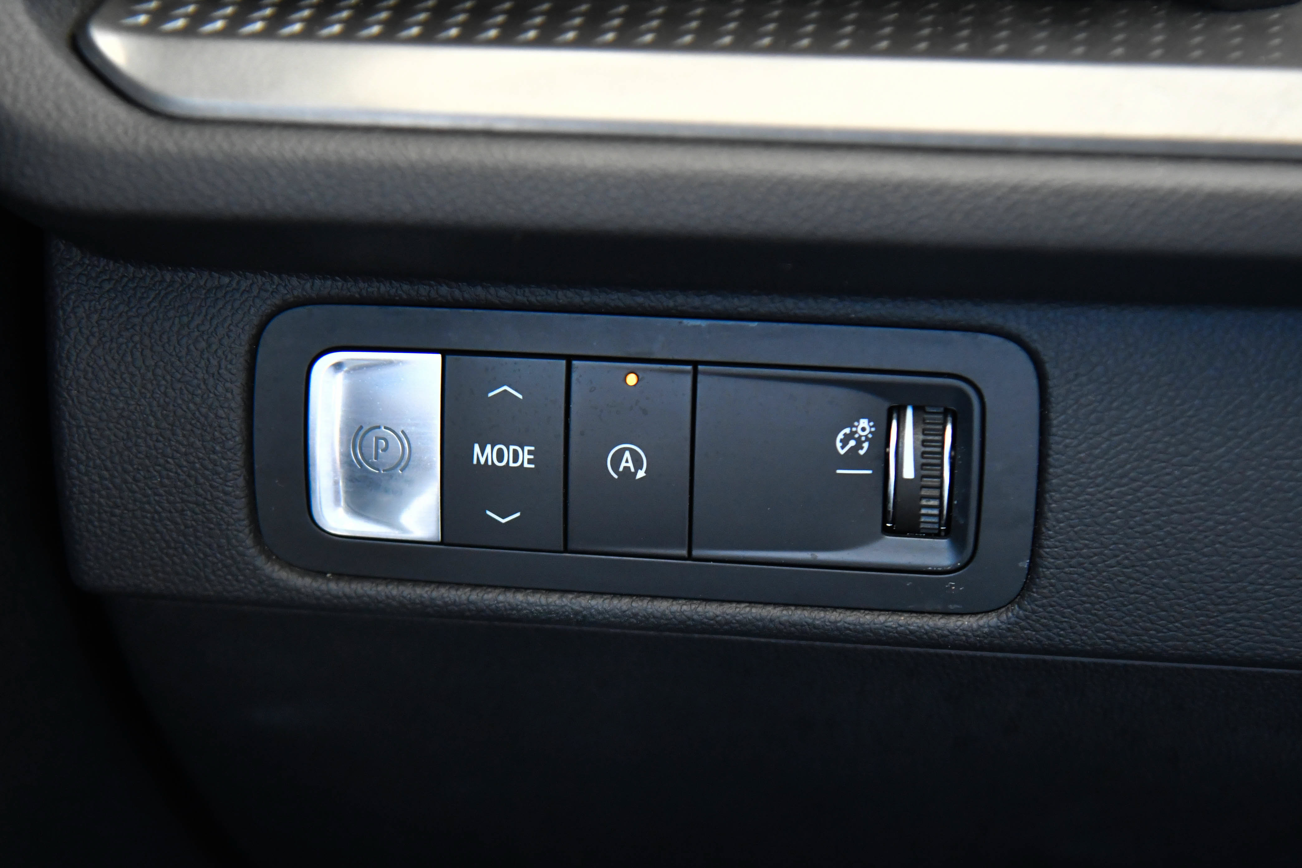 Used 2024 Chevrolet Traverse LT FWD image 41