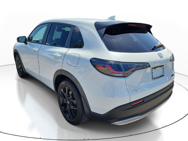 Used 2023 Honda HR-V Sport image 3