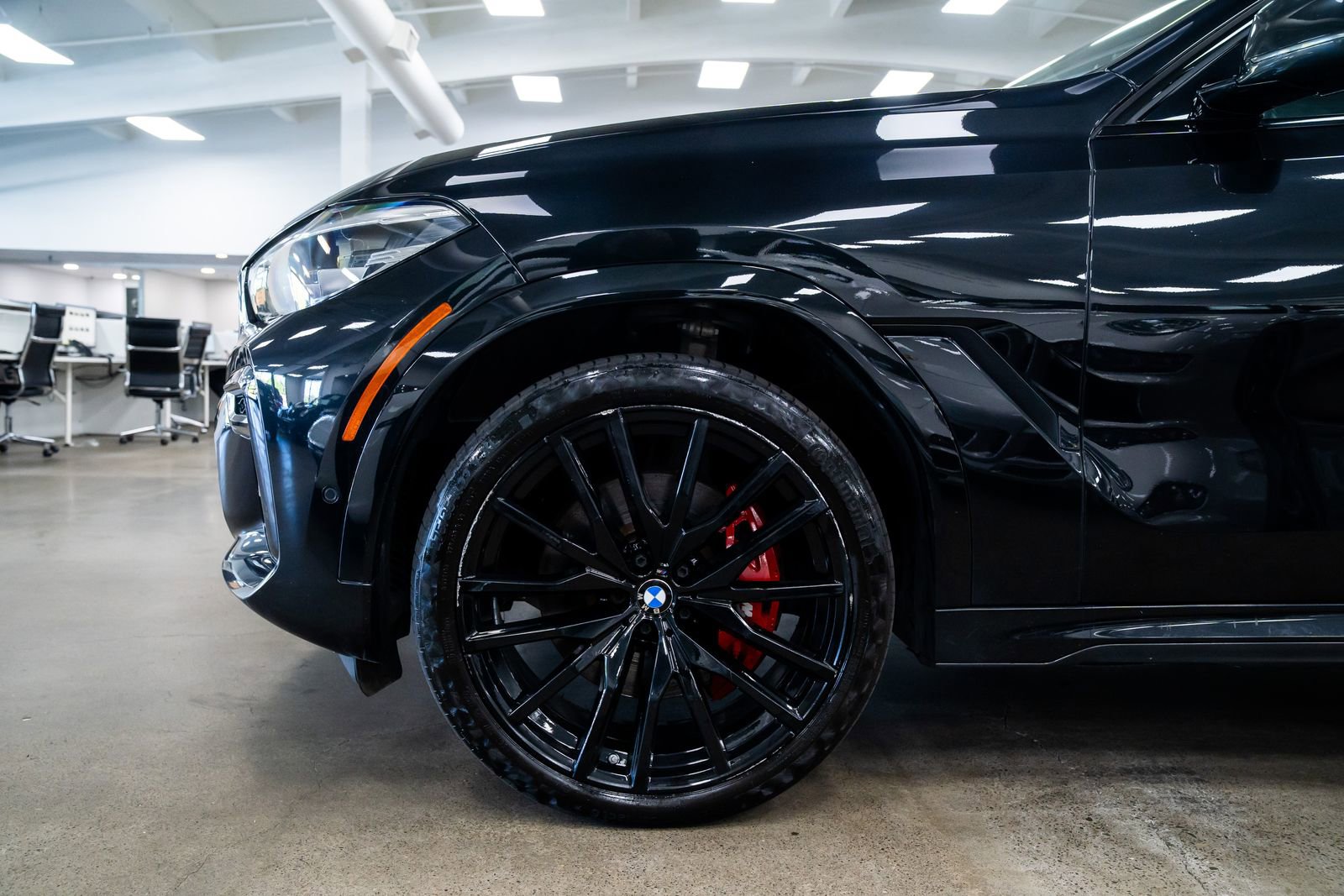 Used 2023 BMW X6 xDrive40i AWD/4WD image 7