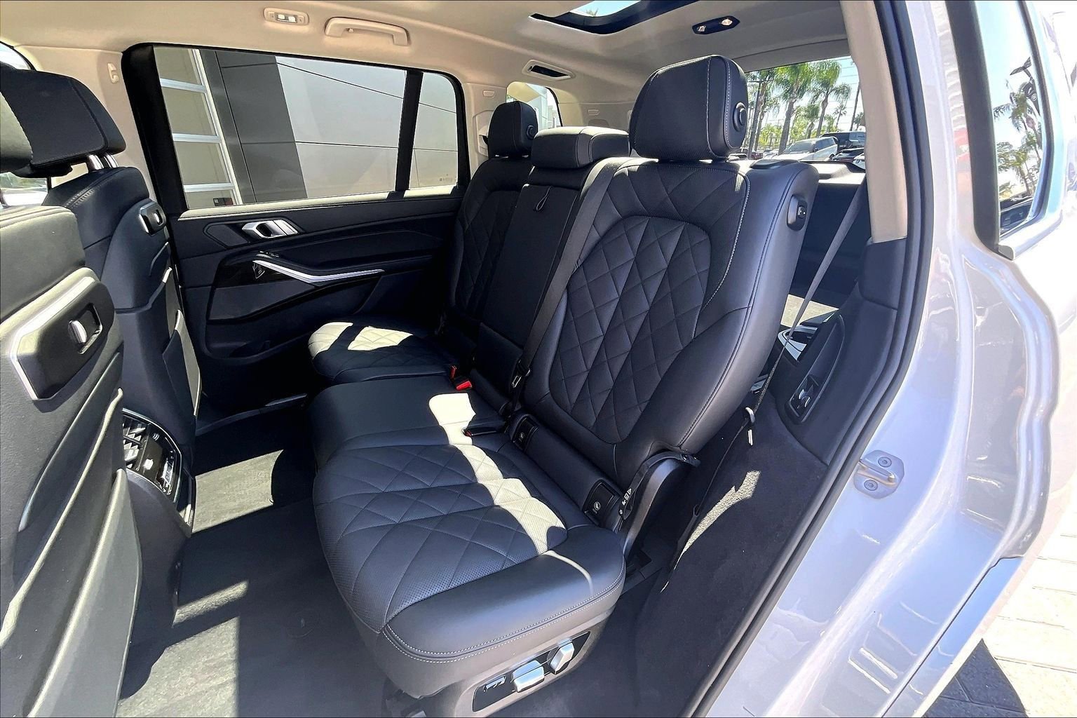 Used 2025 BMW X7 xDrive40i image 26