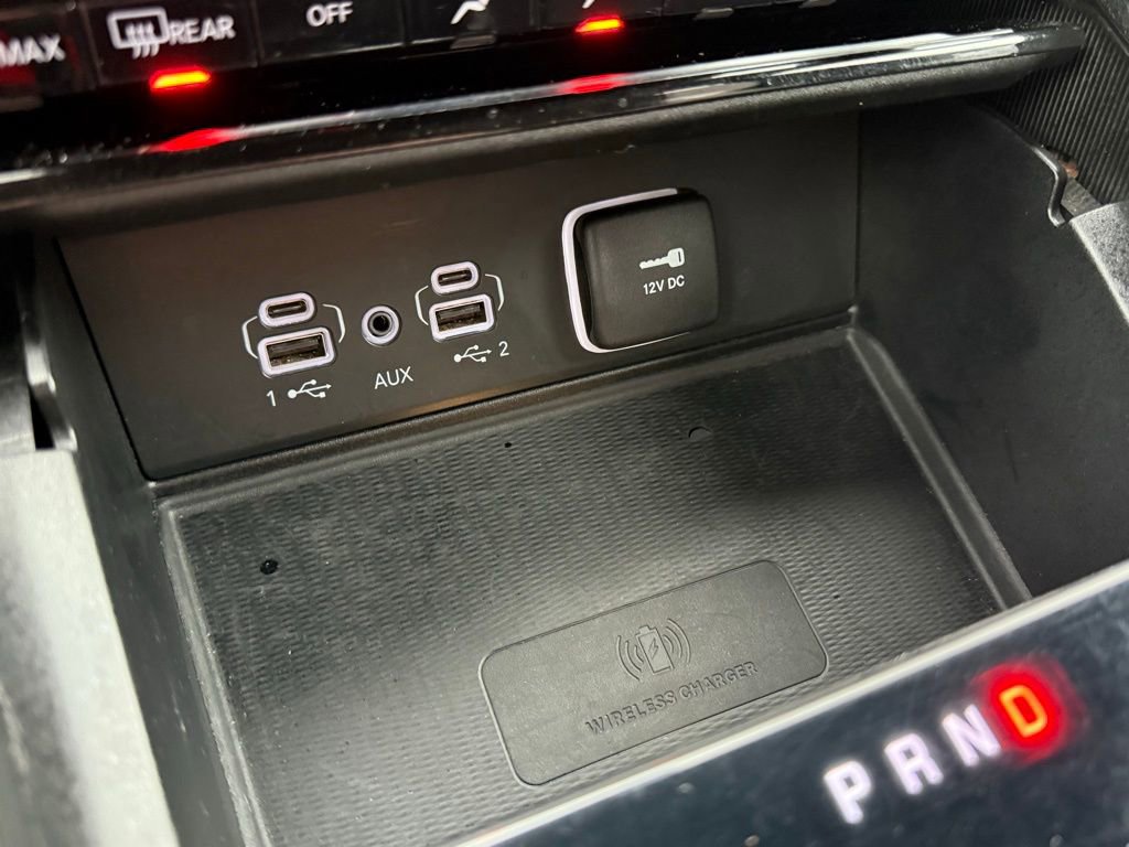 Used 2024 Jeep Grand Cherokee L Laredo image 21