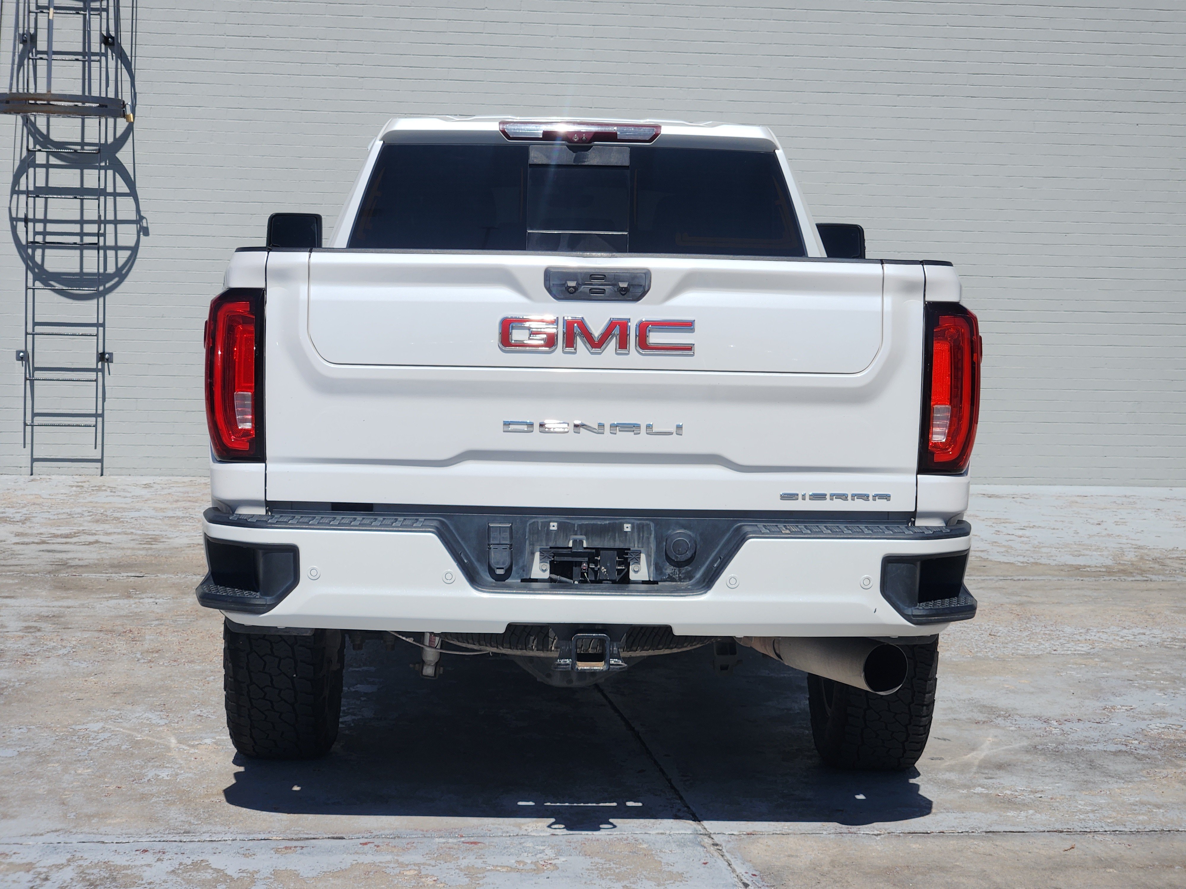 Used 2020 GMC Sierra 3500 Denali w/ Denali Ultimate Package AWD/4WD image 7