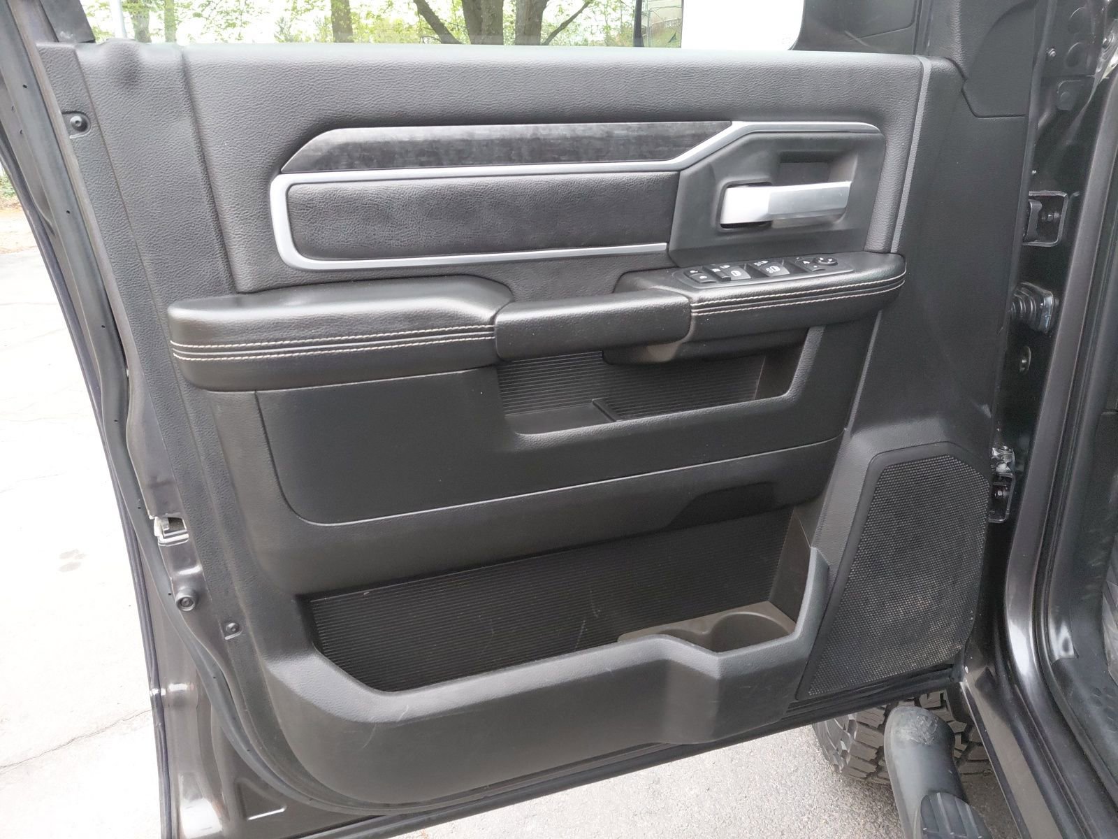 Used 2020 RAM 2500 Big Horn w/ Level 2 Equipment Group AWD/4WD image 24