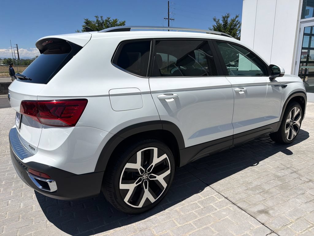 Certified 2023 Volkswagen Taos SEL AWD/4WD image 7