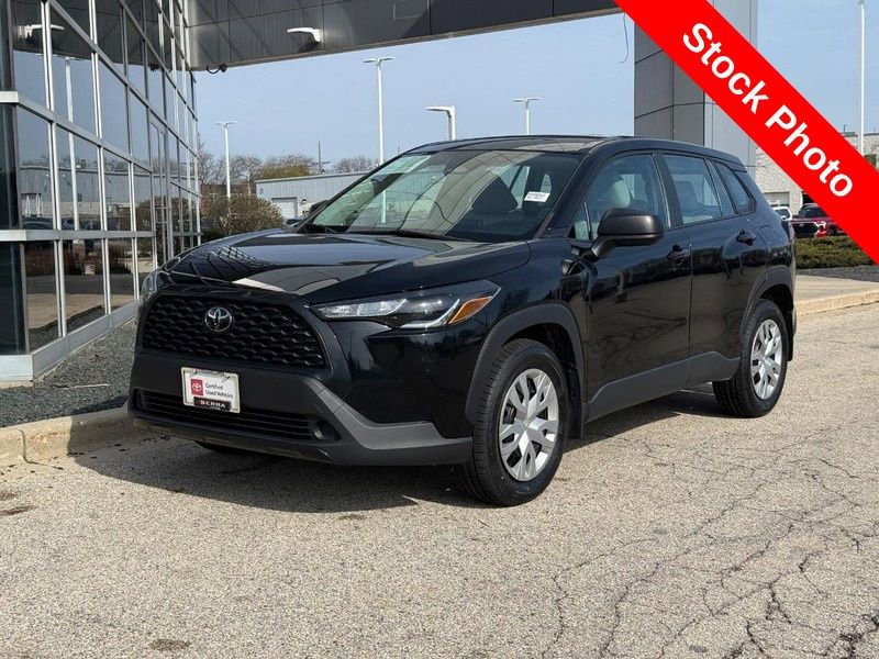 Used 2023 Toyota Corolla Cross L AWD/4WD image 7