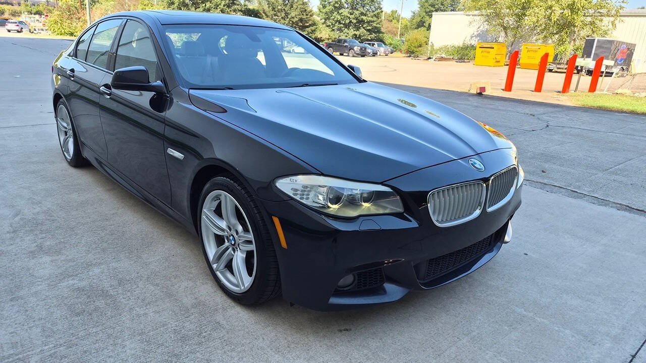 Used 2013 BMW 550i xDrive Sedan AWD/4WD image 9
