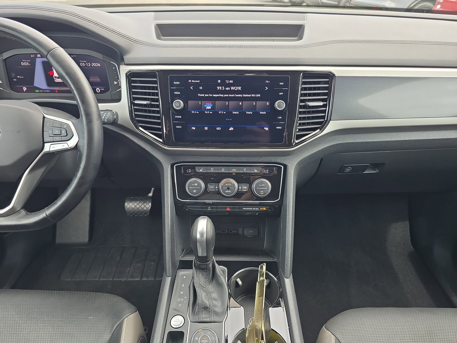 Used 2020 Volkswagen Atlas Cross Sport SEL Premium image 11