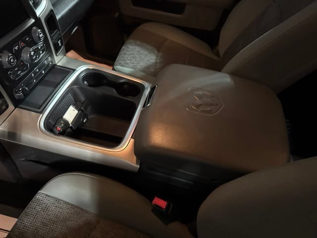 Used 2017 RAM 1500 SLT AWD/4WD image 11