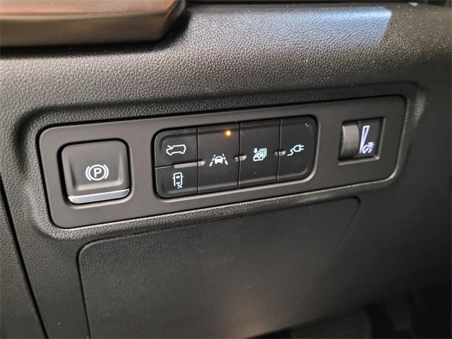 Used 2024 GMC Hummer EV 2X image 28