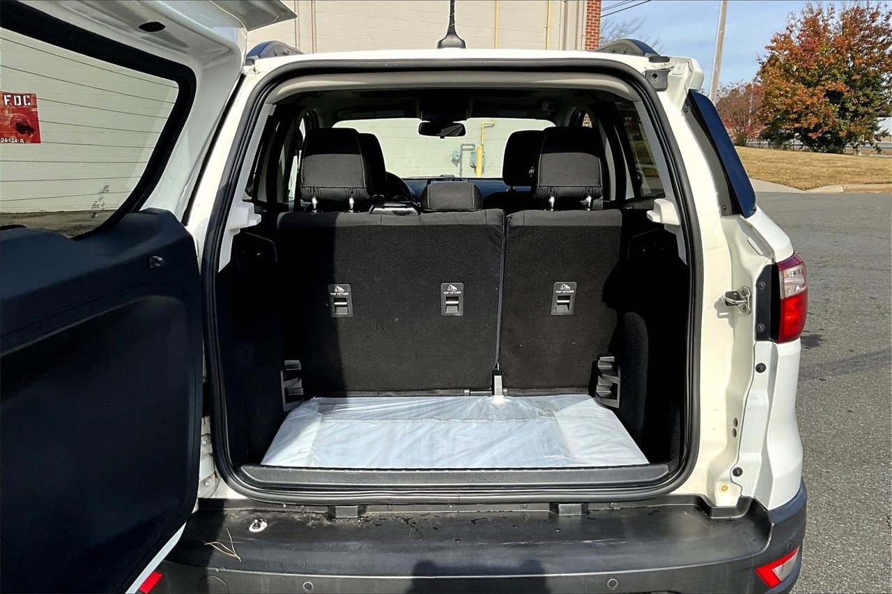 Used 2021 Ford EcoSport SE image 23