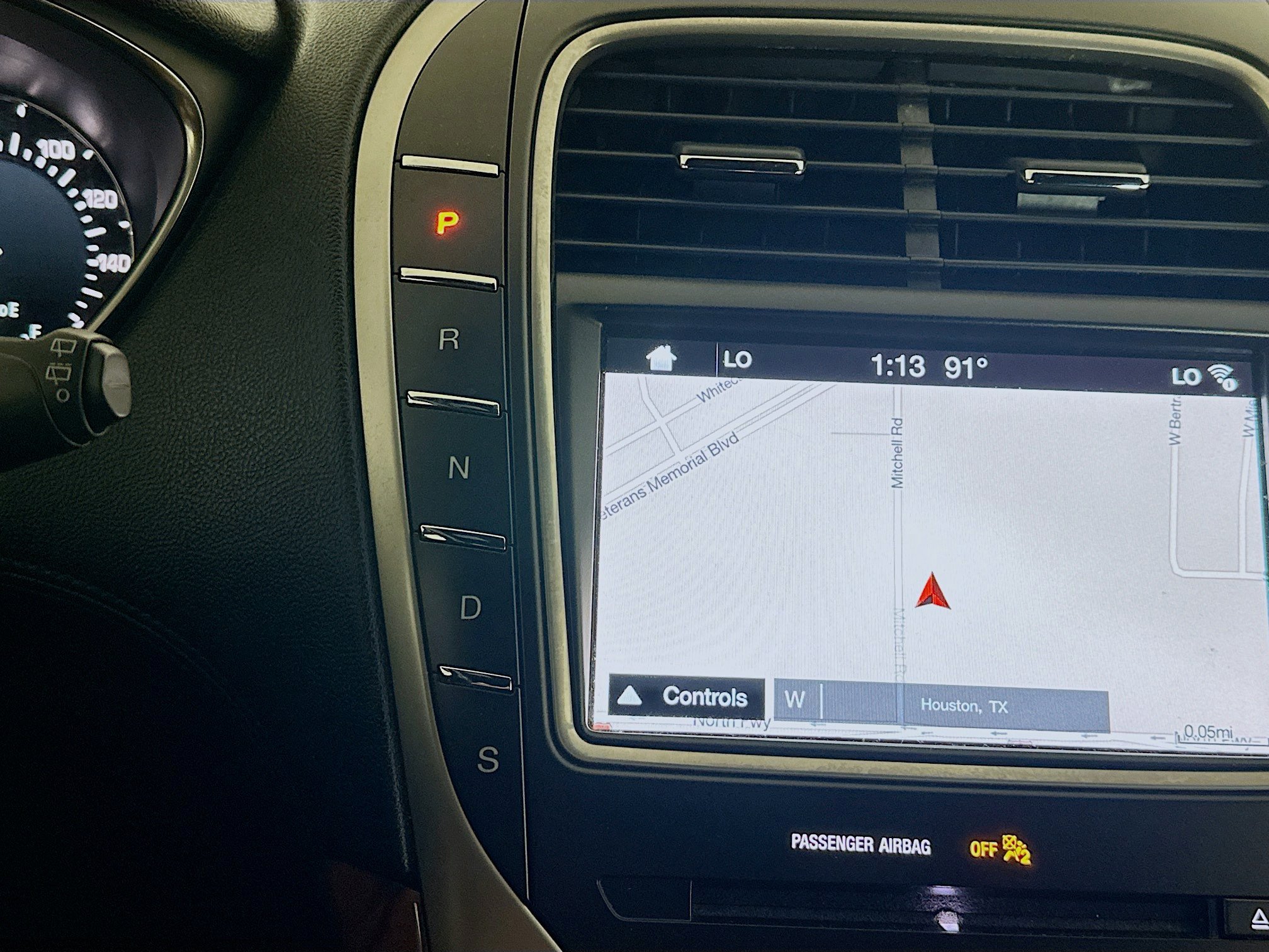 Used 2018 Lincoln MKX Reserve FWD image 25