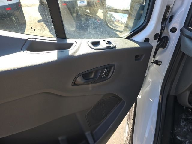 New 2026 Ford Transit 250 148 Medium Roof w/ Load Area Protection Package RWD image 12