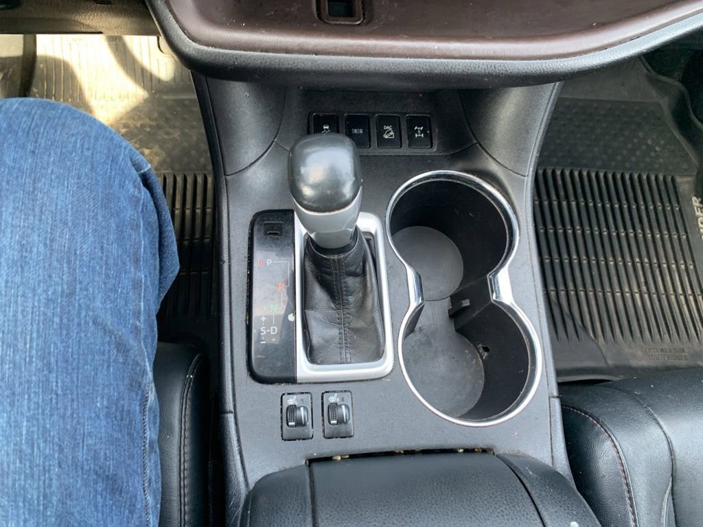 Used 2018 Toyota Highlander XLE image 21