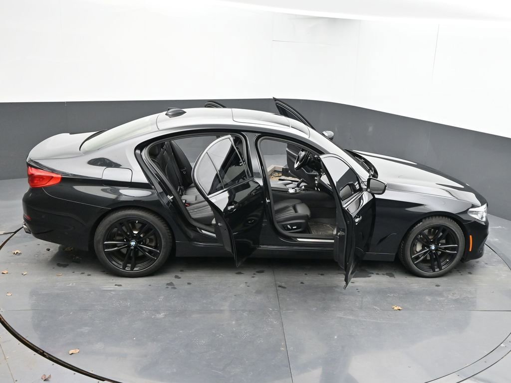 Used 2017 BMW 540i xDrive image 49