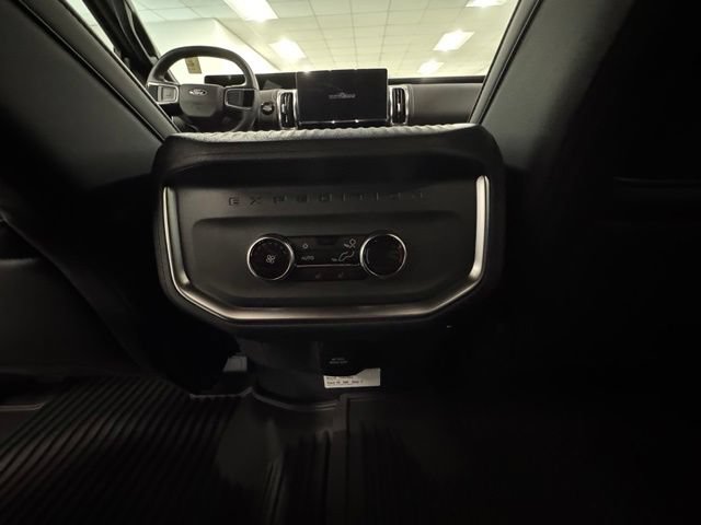New 2027 Ford Expedition Max Platinum w/ Stealth Performance Package AWD/4WD image 13