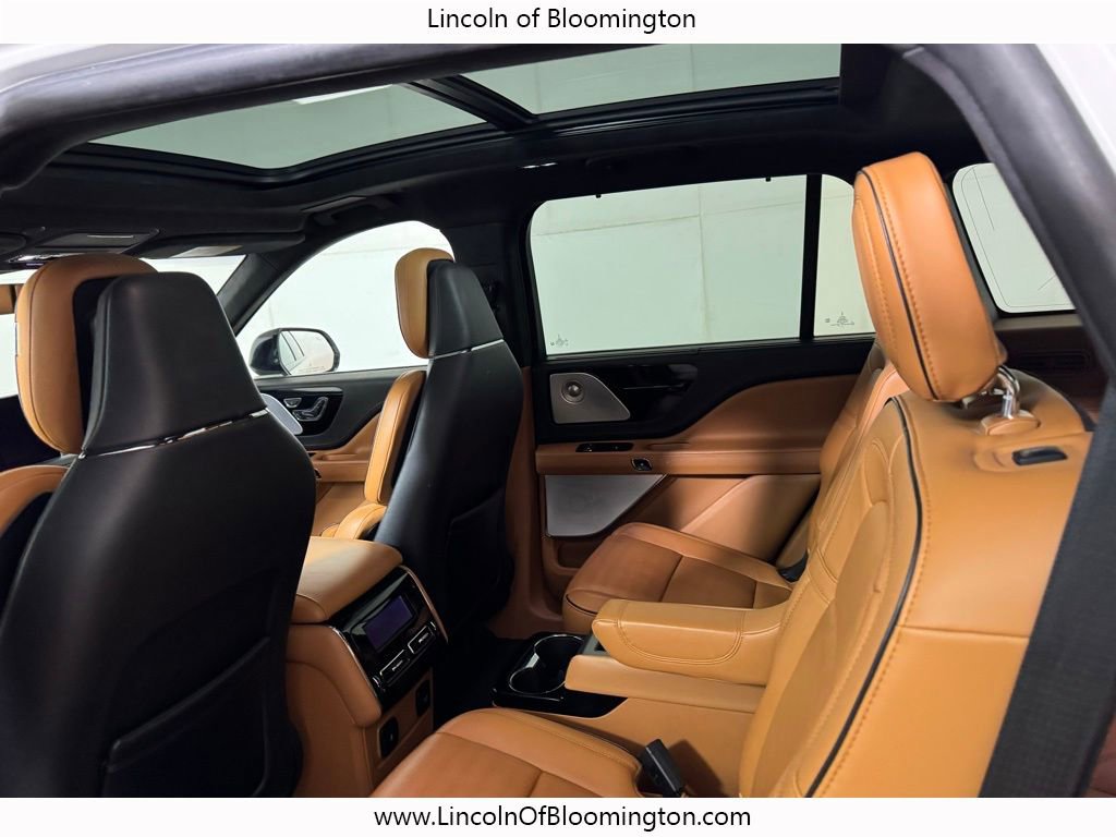 Certified 2023 Lincoln Aviator Black Label AWD/4WD image 33