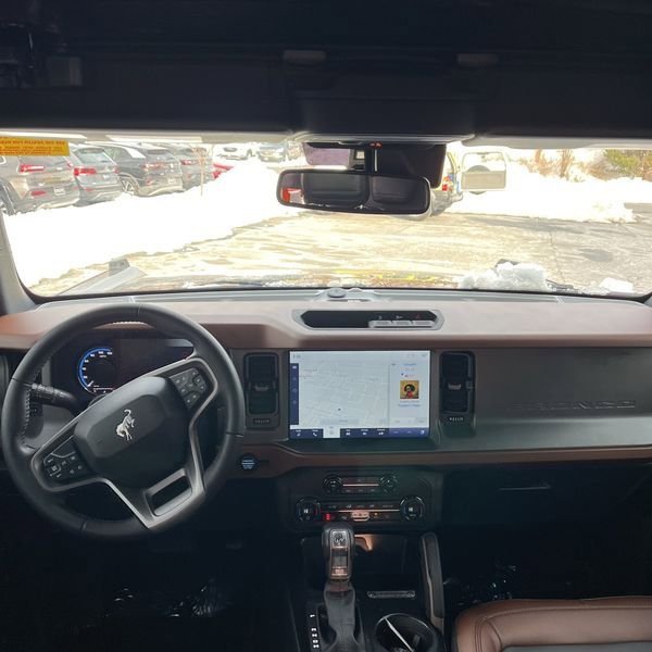 Used 2024 Ford Bronco Outer Banks image 15